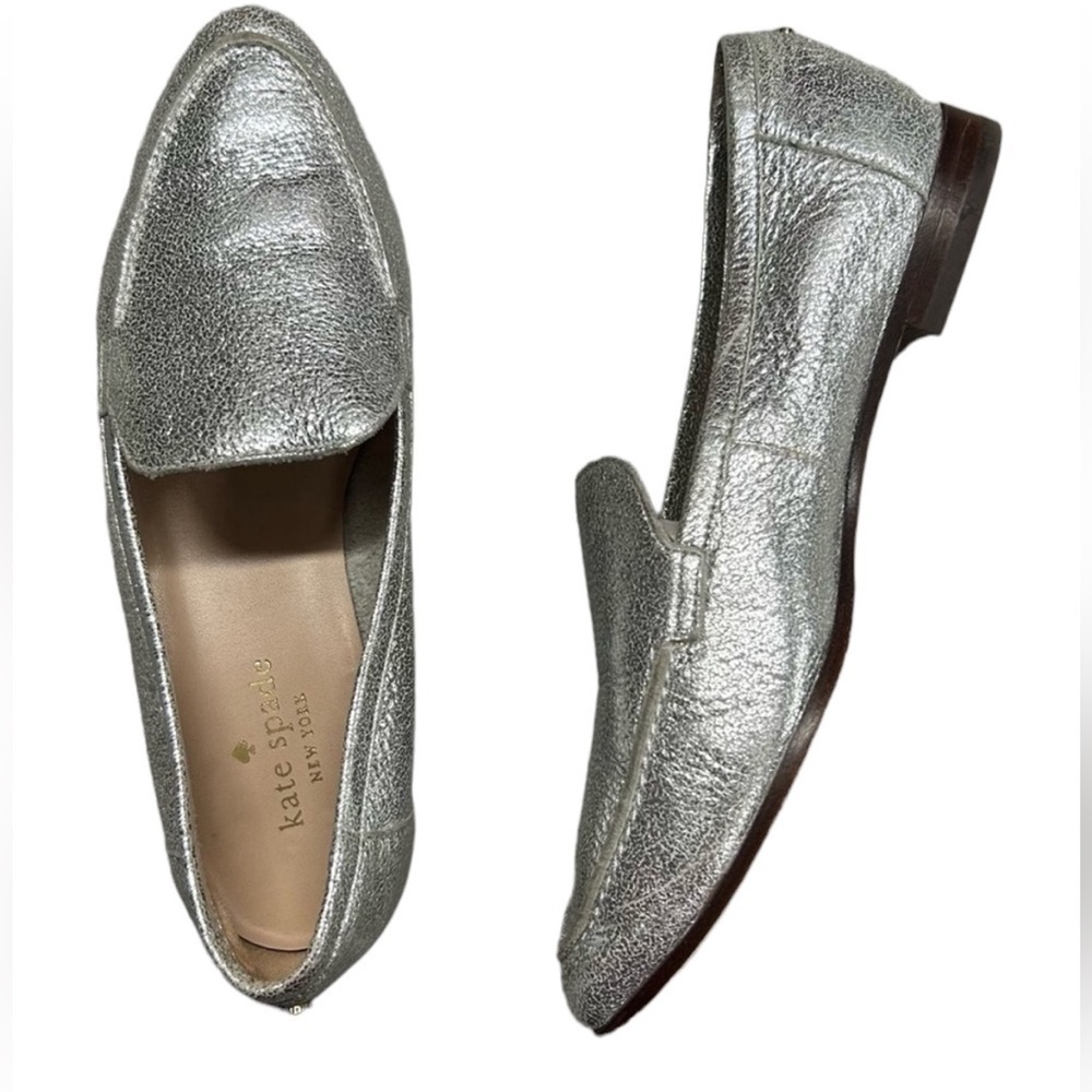 Kate Spade Carima Metallic Cracked Silver Leather LoafersFlat Shoe Women
Sz 8.5 - Picture 4 of 5